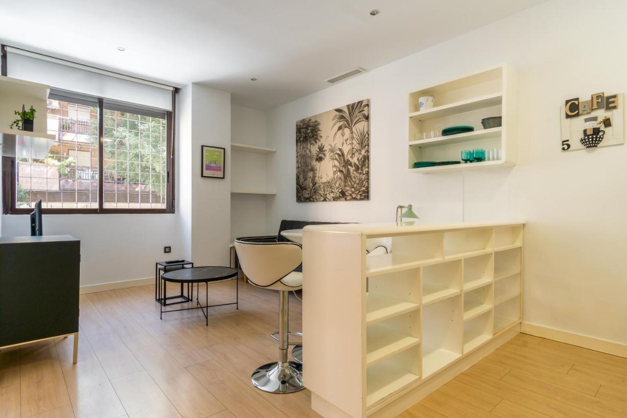 Bright Modern -1Bedroom 1Bath -Cuatro Caminos มาดริด ภายนอก รูปภาพ